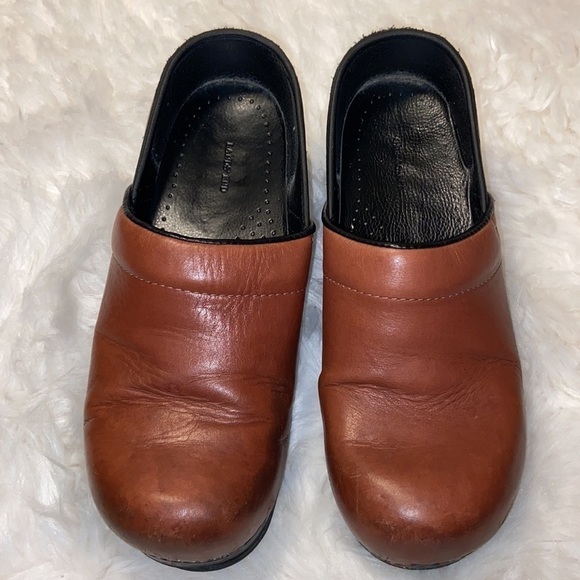 Lands End cognac Brown Clogs mules size 9 - Picture 2 of 7